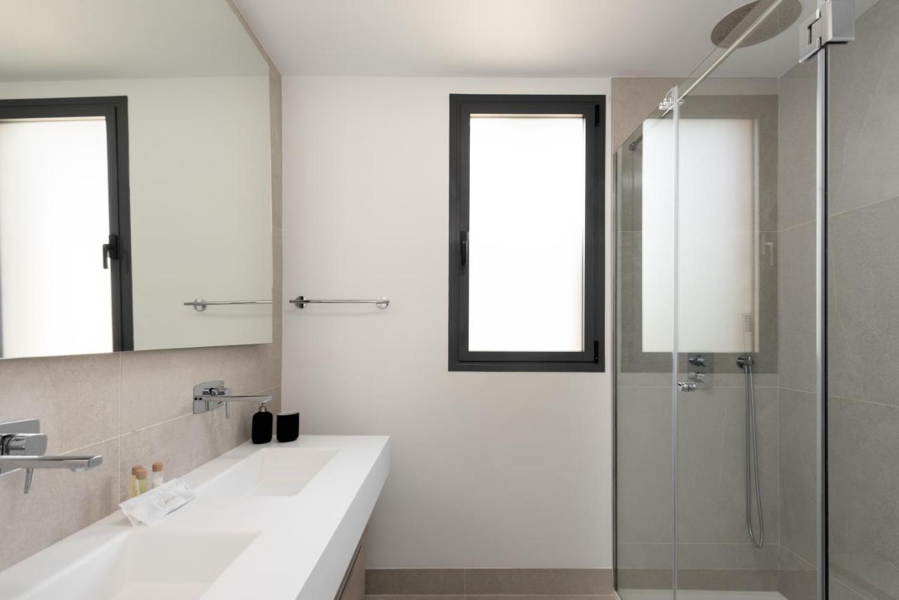 3 Bedroom In Artola With Private Pool *